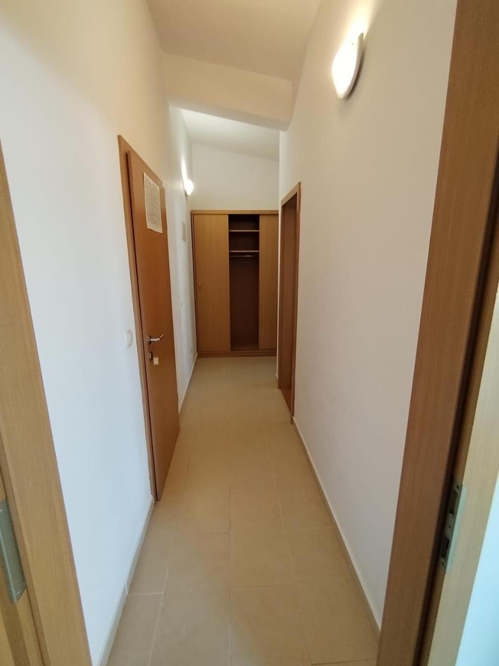 Apartmani Ljubo Примоштен Екстер'єр фото
